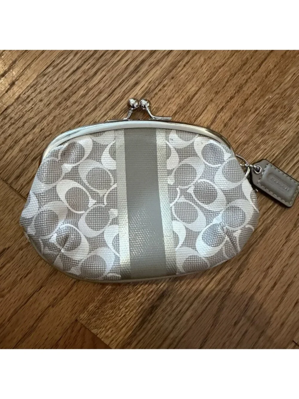 Coach Womens Small Tan Change Coin Purse
